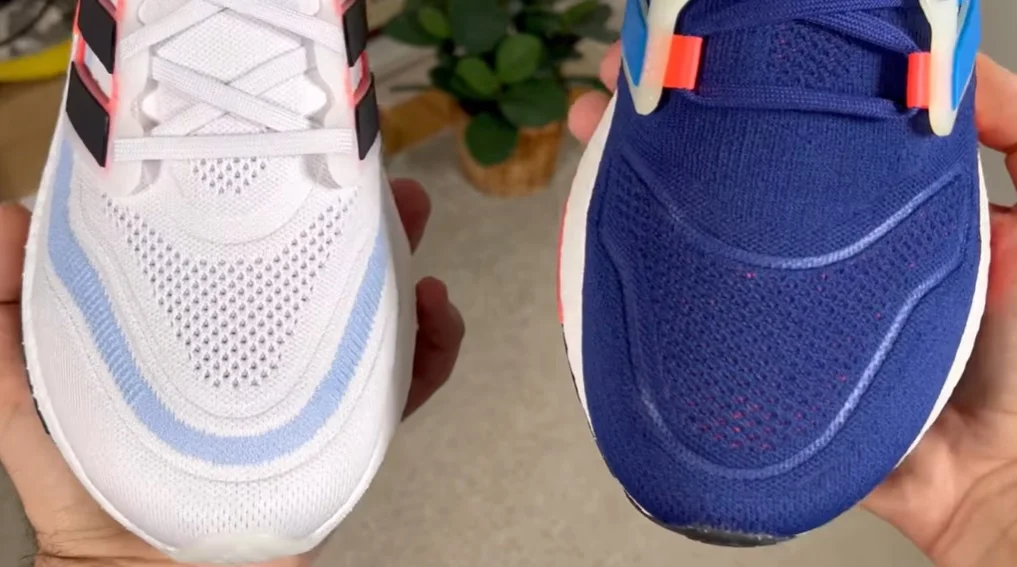 adidas ULTRABOOST LIGHT vs adidas ULTRABOOST 22 empeine