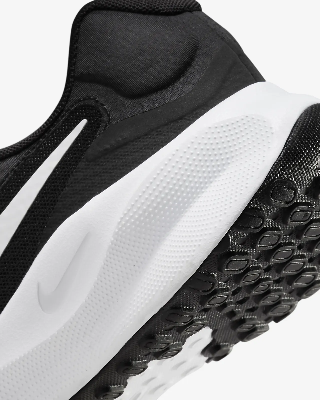 Nike Revolution suela 7 review