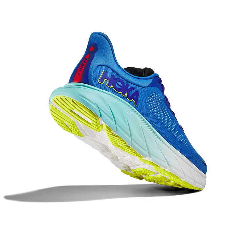 Descubre La Hoka Arahi 7 Innovaci N Y Estabilidad En Tu Pisada   Hoka Arahi 7 Review Mediasuela.webp