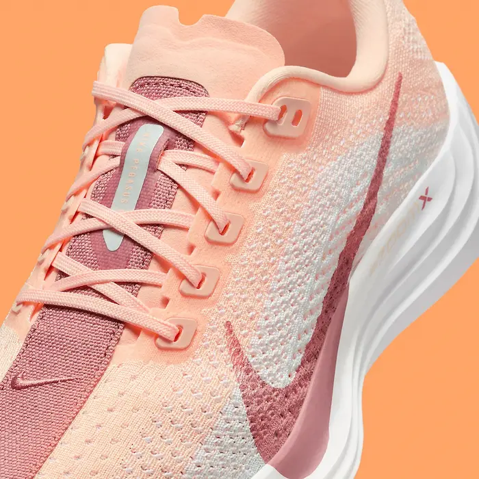Nike Pegasus Plus upper