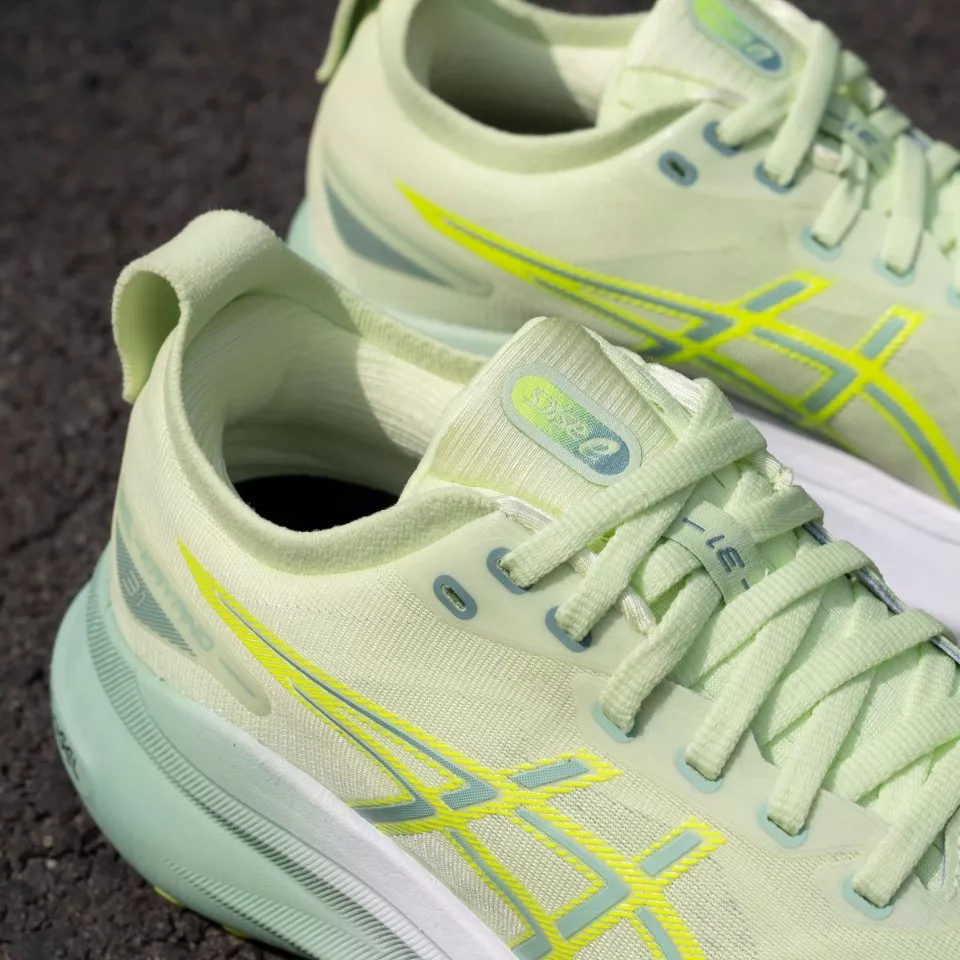 ASICS Gel-Kayano 31 upper