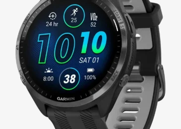 Photo front de Garmin Forerunner 965: características y review