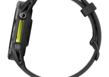 Photo side de Garmin Forerunner 970